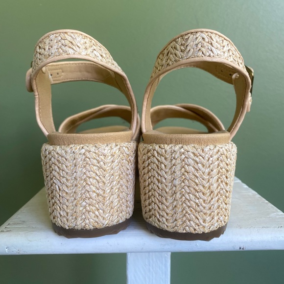 Luck Brand sandals - Picture 4 of 6